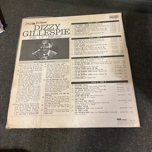 DIZZY
GILLESPIE
VOL. 1/2
(1946-1949)
